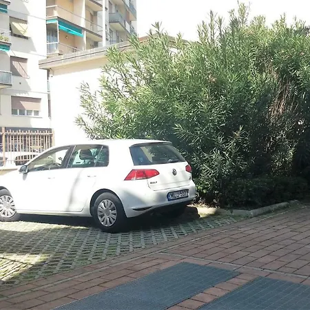 Demidoff With Free Private Parking فلورنس